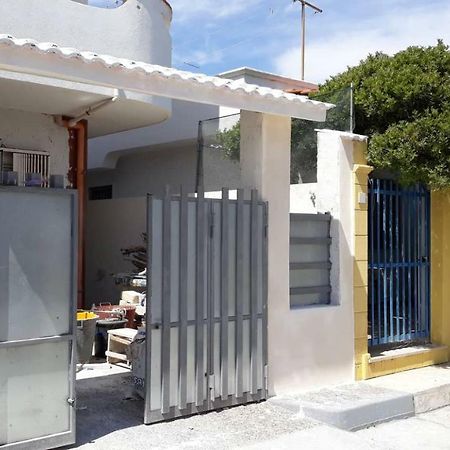 Villino Celeste Fronte Spiaggia Torre Lapillo Eksteriør bilde