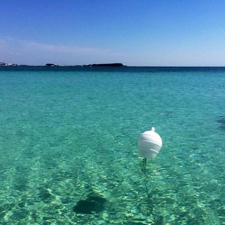 Villino Celeste Fronte Spiaggia Torre Lapillo Eksteriør bilde